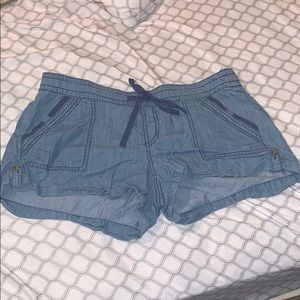 Stretchy summer shorts